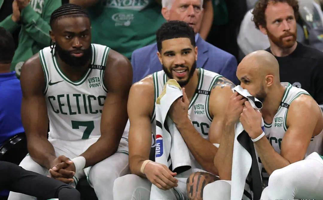 详细阅读:星空体育包含凯尔特人队季后赛出局,主帅宣布引咎辞职,到了是一.的词条 星空体育包含凯尔特人队季后赛出局,主帅宣布引咎辞职,到了是一.的词条